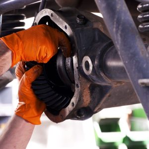 Guanti Nitrile Arancio Senza Polvere Full Grip Reflexx N85 DPI III 8,4 Gr 50 Pz - 4