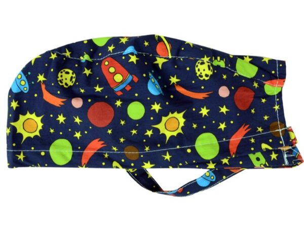Cappellino Sanitario Fantasia Spazio con Laccetti Regolabili Taglia M - 15 pezzi