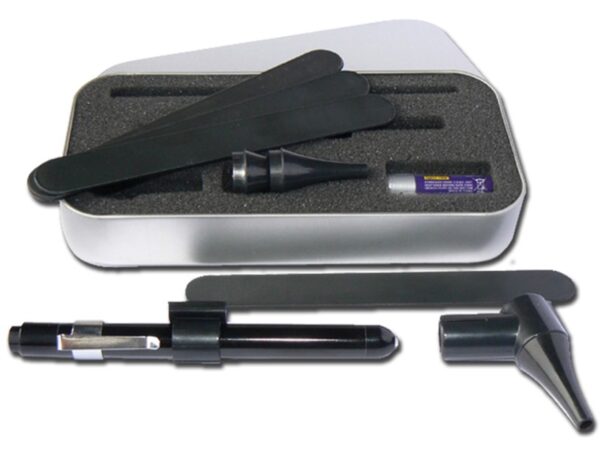 Kit Otoscopio Delta a Luce LED Nero con Scatola Alluminio, 2 Batterie AAA, Specu